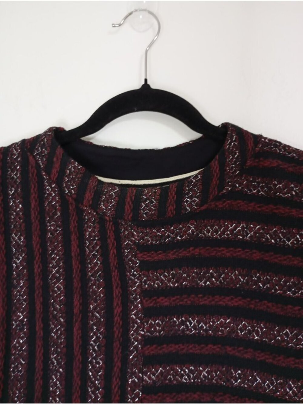 Anthropologie Akemi & Kin Striped Burgundy Black Metallic Knit Top S Womens - Picture 3 of 11